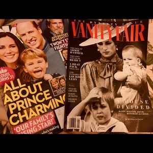 The royals bundle Diana & prince William collect